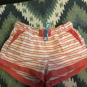 Lululemon shorts size medium